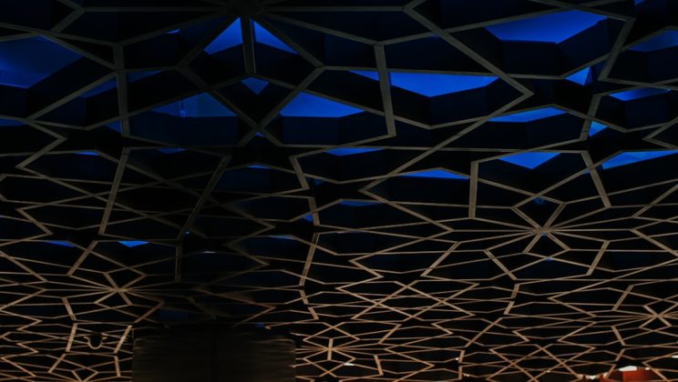 Artistieke accenten: kunst integreren in alledaagse woonruimtes